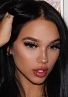 попробуйте невероятный секс с хохлушкой (Вика, от 4000 руб. в час)