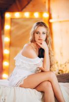 Снежанна, 8 960 118-83-85 Куртизанка Снежанна для интимных свиданий